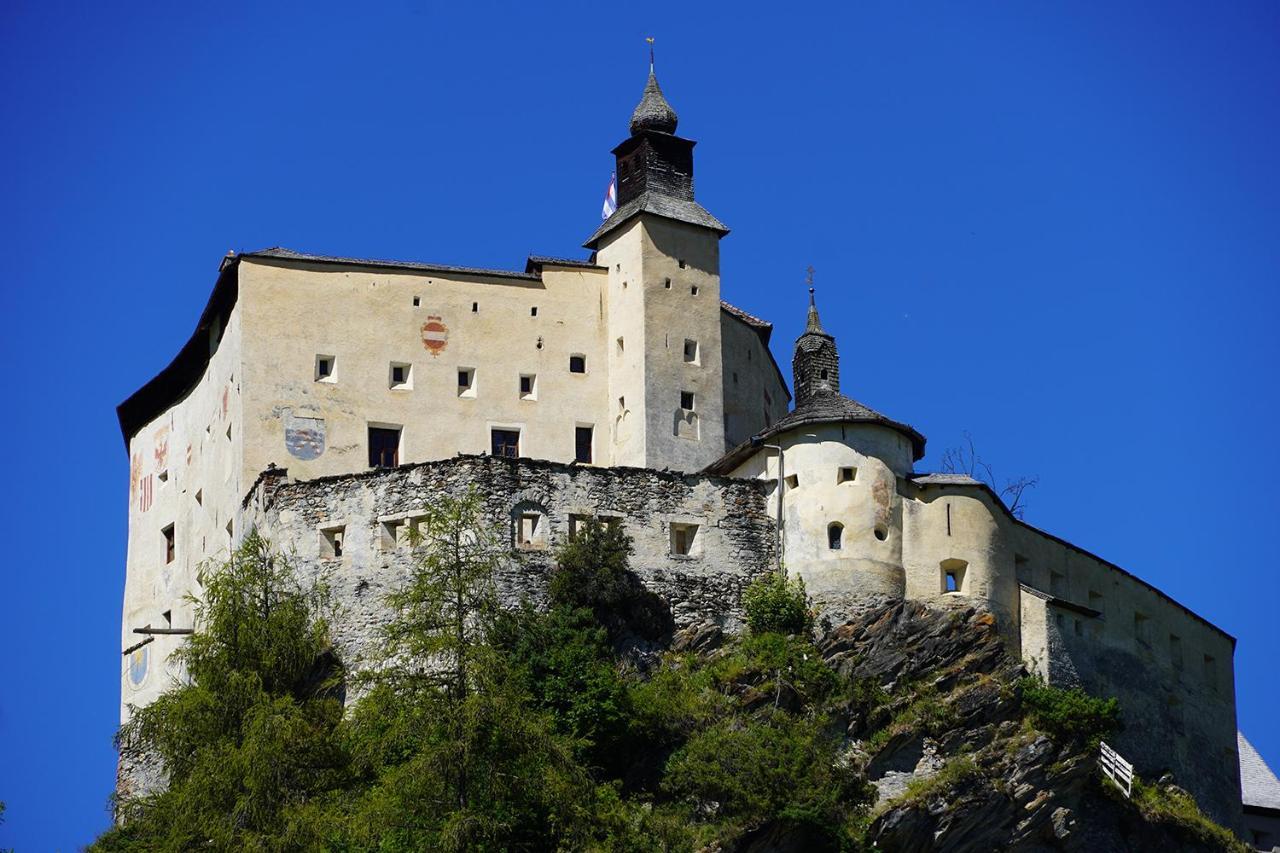 Chasa Fent, Sent Scuol Im Engadinアパートメント エクステリア 写真